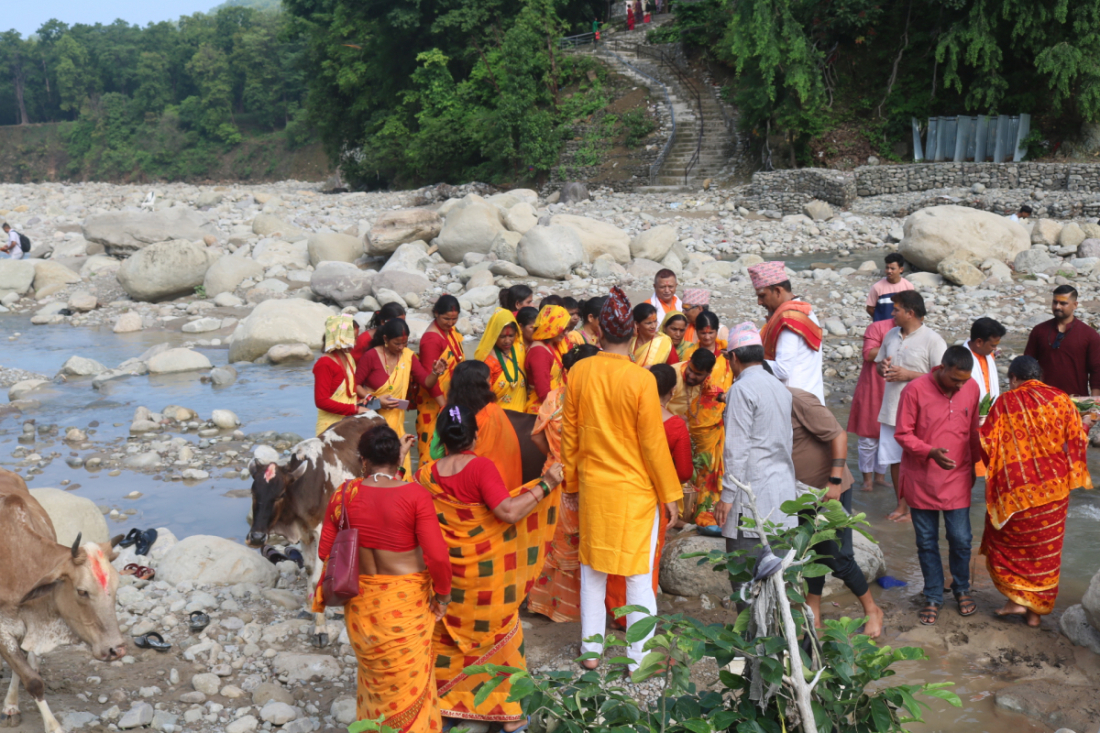 कैलालीको बेहडाबाबा मन्दिरमा महायज्ञ सुरु